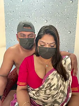 Snapshot of Horny_Kavita chatting on December 22, 2025, 7:41 am Horny Kavita online show from December 22, 2025, 7:41 am