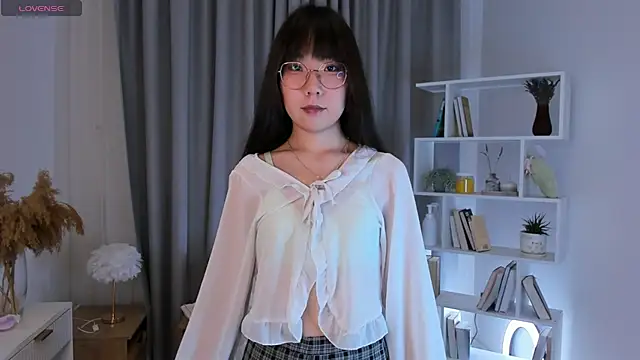 UdelaDodson online show from December 23, 2025, 1:05 am