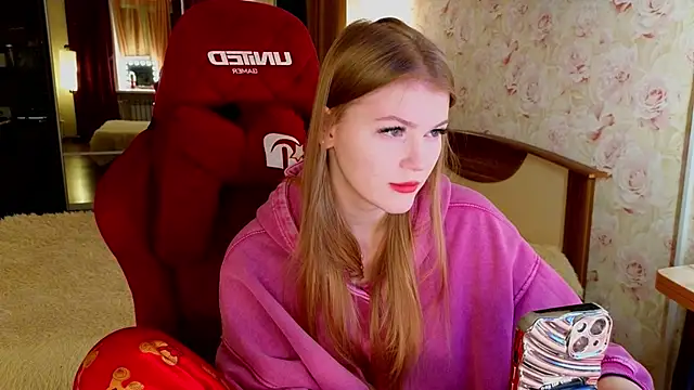 Jenny Skinner20 online show from November 27, 2025, 5:02 pm