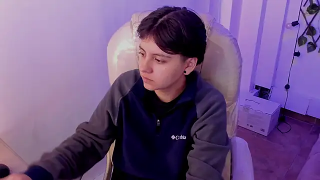 Nathaly ds online show from October 11, 2025, 8:32 pm