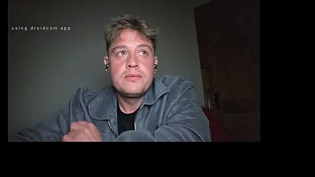 Snapshot of giovanotto47 chatting on May 22, 2026, 11:47 pm giovanotto47 online show from May 22, 2026, 11:47 pm