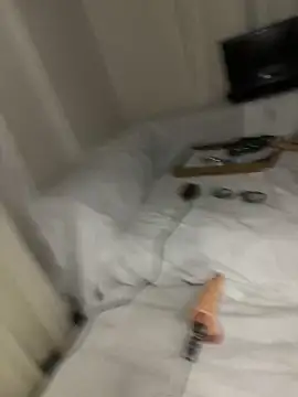 Ozge-SluttyScream69 online show from November 26, 2025, 9:37 pm