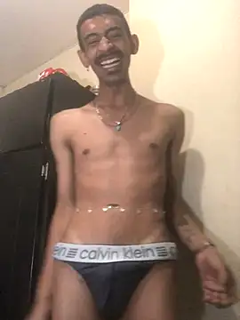 Snapshot of Bruno_Hallss chatting on November 8, 2025, 12:47 am Bruno Hallss online show from November 8, 2025, 12:47 am