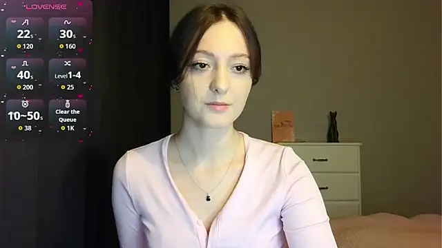 white liillyy online show from April 2, 2026, 9:54 pm