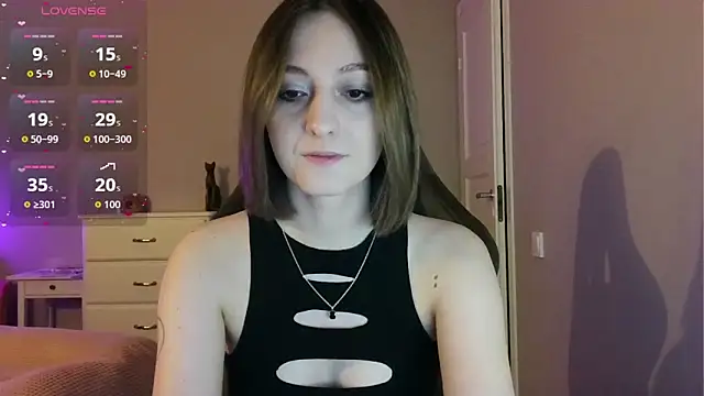Snapshot of white_liillyy chatting on May 30, 2026, 9:53 pm white liillyy online show from May 30, 2026, 9:53 pm