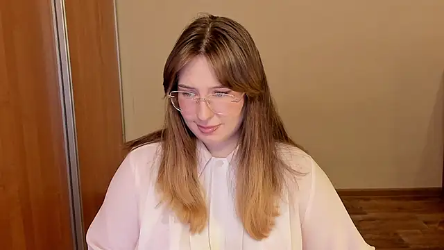 just fucked777 online show from July 28, 2026, 4:05 pm