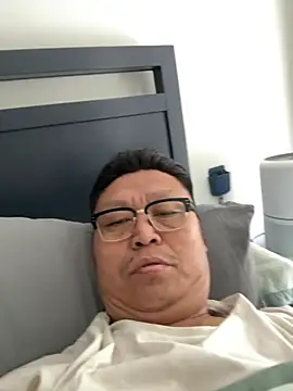Snapshot of tashaninlife chatting on June 19, 2026, 7:52 pm tashaninlife online show from June 19, 2026, 7:52 pm