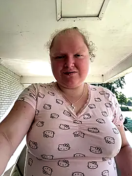 Snapshot of KadiSparkle chatting on September 26, 2025, 2:24 pm KadiSparkle online show from September 26, 2025, 2:24 pm