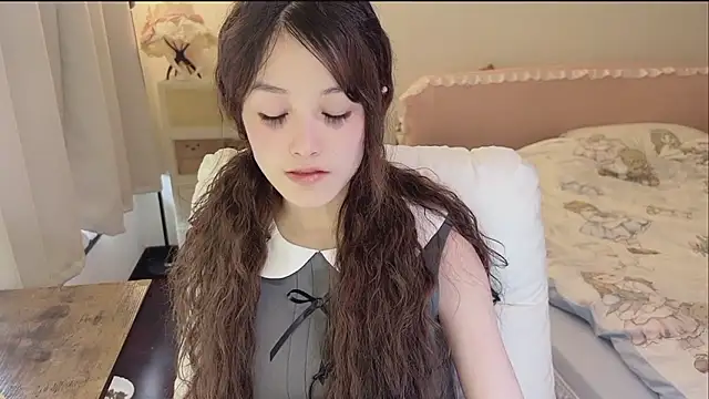 FuFu-puff online show from April 4, 2026, 5:14 am