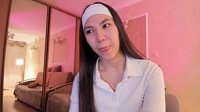 sakura oki doki online show from October 16, 2025, 10:01 am