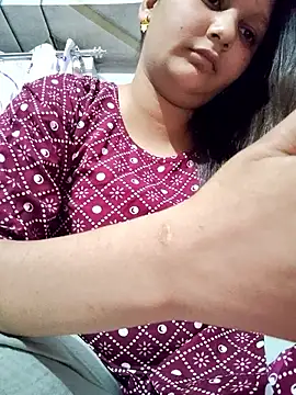 Snapshot of Anushka14321 chatting on November 26, 2025, 6:19 pm Anushka14321 online show from November 26, 2025, 6:19 pm