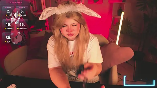 LilithNelson online show from November 15, 2025, 8:02 pm