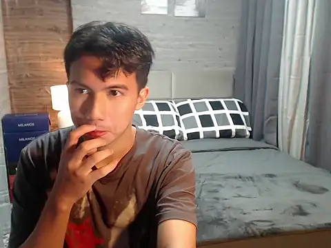 urhot carlosxx online show from March 14, 2026, 1:28 pm