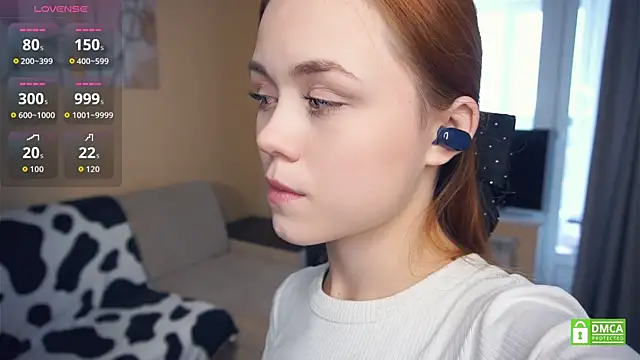 CloverDrews online show from September 25, 2025, 8:09 am