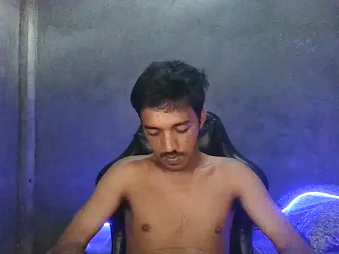 Snapshot of RowyCam chatting on November 4, 2025, 12:03 am RowyCam online show from November 4, 2025, 12:03 am