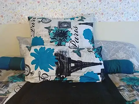 Snapshot of AfricanDoll15 chatting on October 9, 2025, 8:09 pm AfricanDoll15 online show from October 9, 2025, 8:09 pm