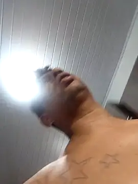 paulinhogostosinho online show from February 9, 2026, 7:01 pm