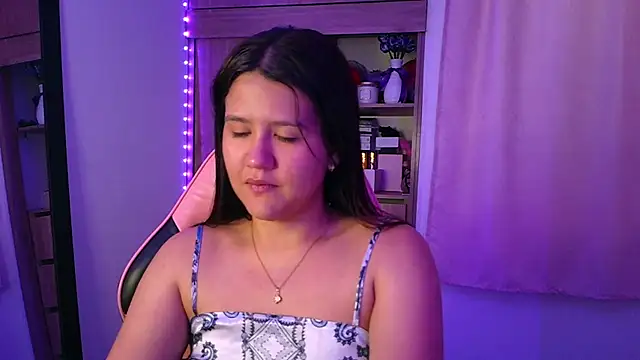 Snapshot of Oliviawatson1 chatting on July 20, 2026, 12:07 pm Oliviawatson1 online show from July 20, 2026, 12:07 pm