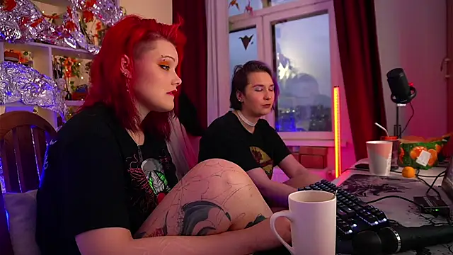 Sova173 online show from December 3, 2025, 1:21 pm