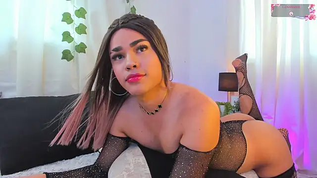 Snapshot of blazeestevezz chatting on September 29, 2025, 5:07 pm blazeestevezz online show from September 29, 2025, 5:07 pm