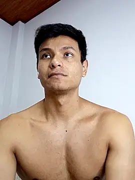 Valois2025 online show from October 3, 2025, 3:52 am