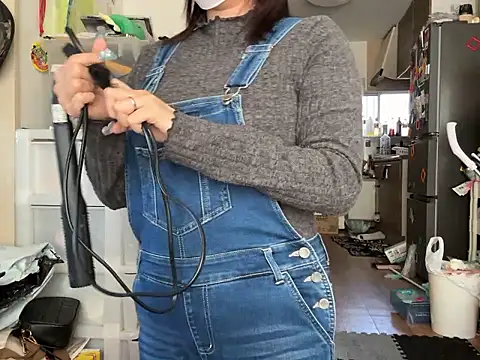 chaco  online show from December 22, 2025, 2:11 am