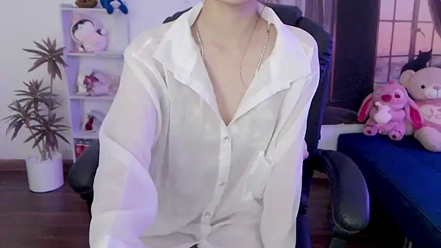 Suzie Wet Cave online show from October 11, 2025, 11:55 am