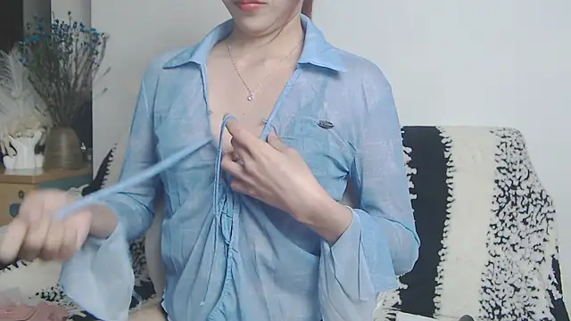 Suzie Wet Cave online show from January 11, 2026, 12:23 pm