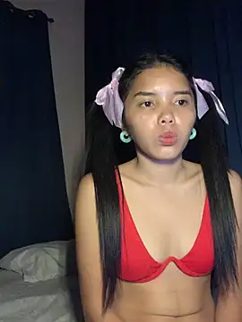 Snapshot of fushyfoxmeluv27 chatting on November 4, 2025, 11:36 am fushyfoxmeluv27 online show from November 4, 2025, 11:36 am