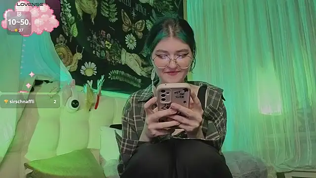 Miko Meow online show from October 24, 2025, 8:19 pm