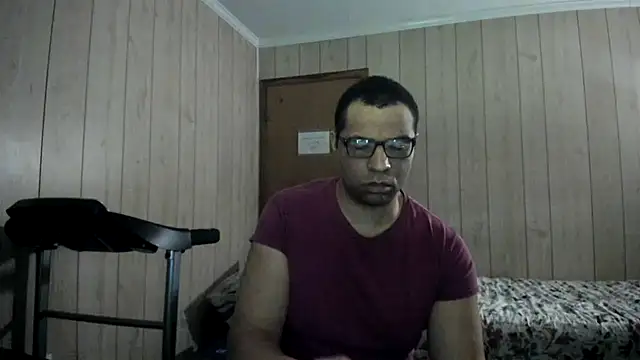 NaturalBeautyQueen online show from June 16, 2026, 2:50 pm