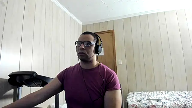 NaturalBeautyQueen online show from July 19, 2026, 12:57 pm