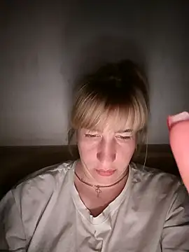 babyjessi online show from September 13, 2025, 10:21 pm