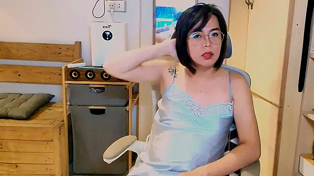 moriliciousxxx online show from October 28, 2025, 11:58 pm