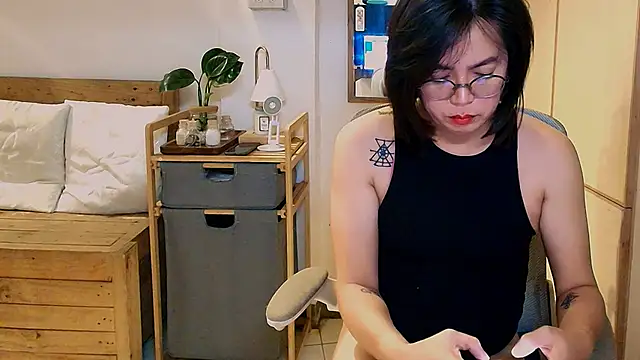 moriliciousxxx online show from February 24, 2026, 11:49 pm