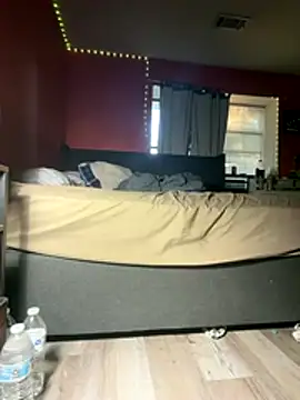 bearcub300 online show from October 19, 2025, 1:03 pm