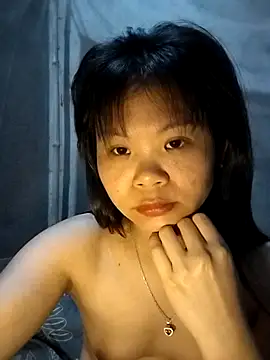 LinhNa999 online show from February 24, 2026, 2:56 am