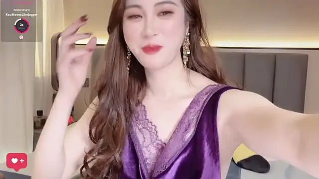 wuyueaini online show from March 3, 2026, 6:31 am