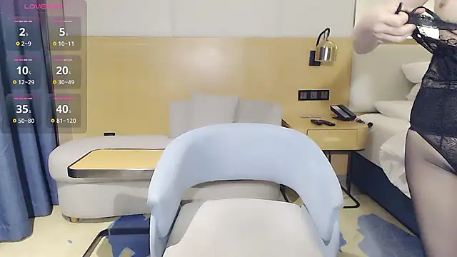 KK-328 online show from April 6, 2026, 8:21 pm