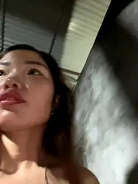 Sunny lotus online show from November 5, 2025, 9:18 pm