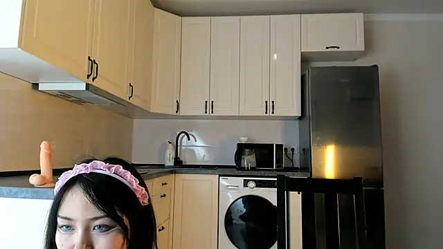 Snapshot of kawai_mai chatting on July 19, 2026, 1:52 pm kawai mai online show from July 19, 2026, 1:52 pm