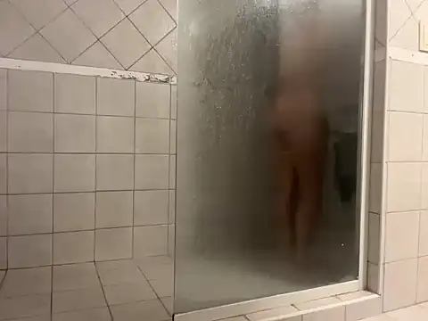 Snapshot of Sexyshygirl chatting on April 2, 2026, 11:33 pm Sexyshygirl online show from April 2, 2026, 11:33 pm