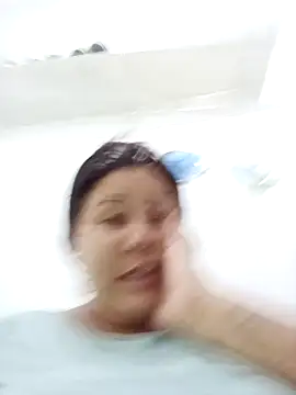 Snapshot of hera_and_kratos chatting on April 6, 2026, 11:17 pm hera and kratos online show from April 6, 2026, 11:17 pm