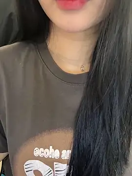 Dolly282 online show from April 4, 2026, 11:39 am