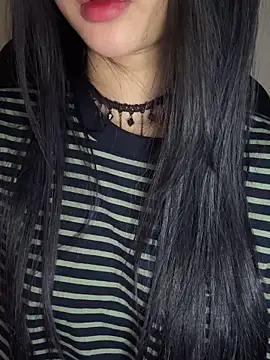 Dolly282 online show from April 7, 2026, 6:43 pm