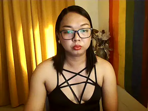 Snapshot of Trishme chatting on September 10, 2025, 2:21 am Trishme online show from September 10, 2025, 2:21 am