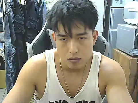 Snapshot of hunterXhan chatting on September 30, 2025, 7:25 am hunterXhan online show from September 30, 2025, 7:25 am