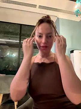 Snapshot of Sandra_Jo chatting on October 8, 2025, 3:30 am Sandra Jo online show from October 8, 2025, 3:30 am