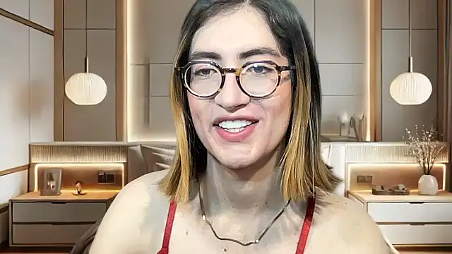 Snapshot of rousseblossom chatting on January 17, 2026, 12:26 am rousseblossom online show from January 17, 2026, 12:26 am