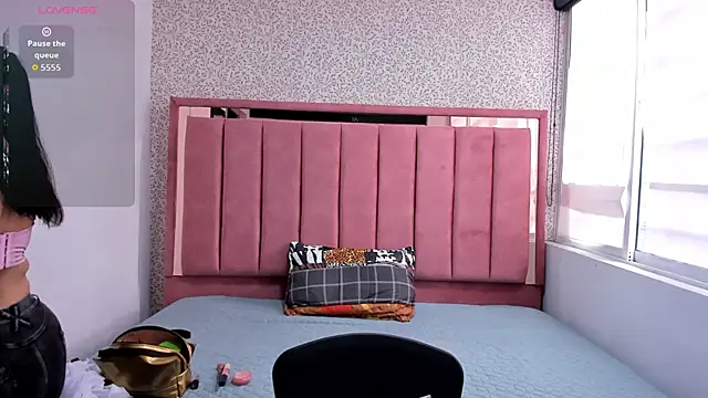 Barbara fox   online show from January 10, 2026, 12:00 pm